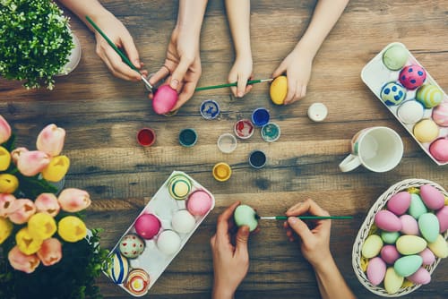 Dyeing Eggs